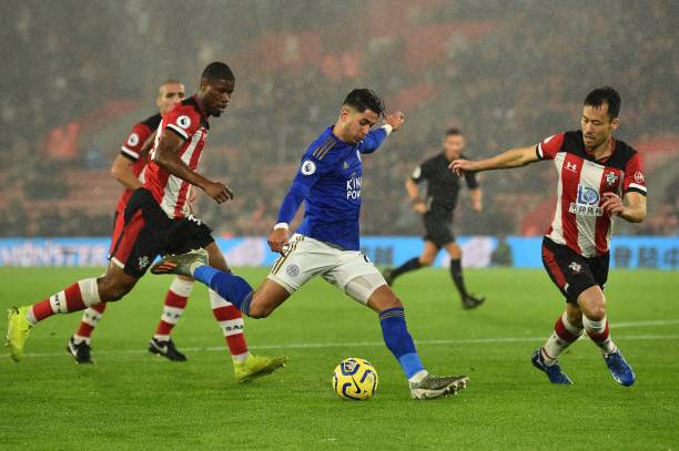 具统治力的 具统治力的